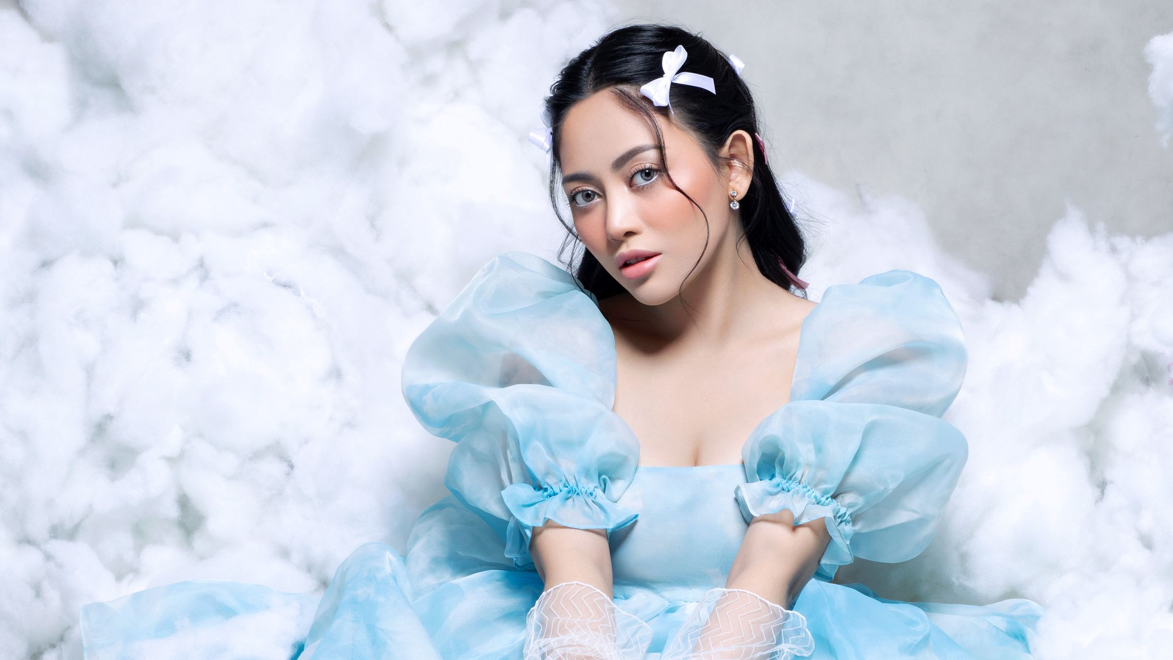 Rachel Vennya.jpg